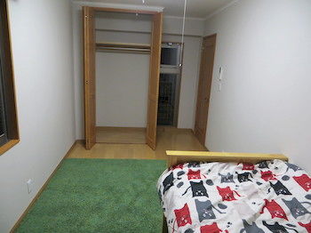 Imagen general del Hotel ELM Share House. Foto 10