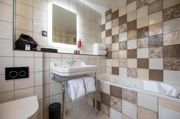 Imagen general del Hotel ELSA. Foto 8