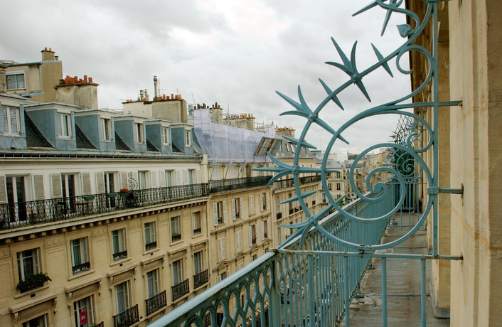 Imagen de la habitación del Hotel ELYSEES OPERA. Foto 13