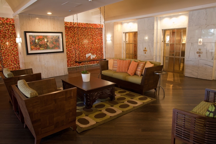 Imagen de los interiores del Hotel EMBASSY SUITES AIRPORT. Foto 10