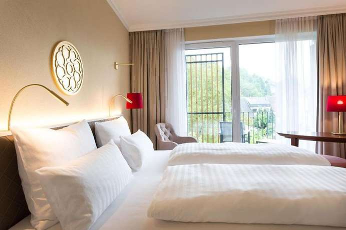 Imagen de la habitación del Hotel EMICHS. Foto 12