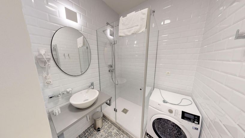 Imagen de la habitación del Hotel EMPIRENT Garden Suites. Foto 2
