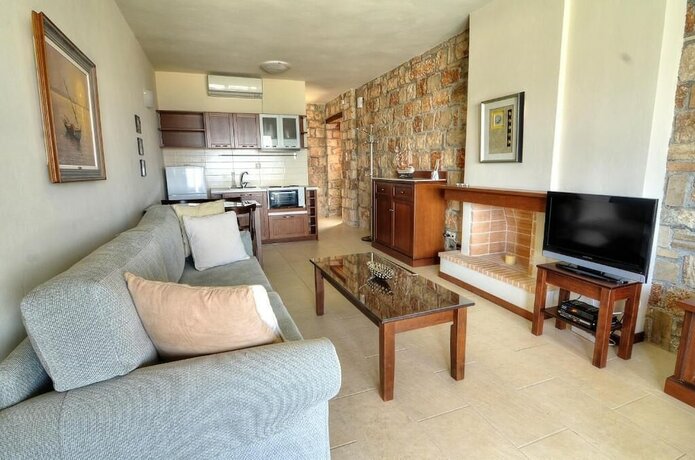 Imagen general del Hotel ENALIO Suites. Foto 8