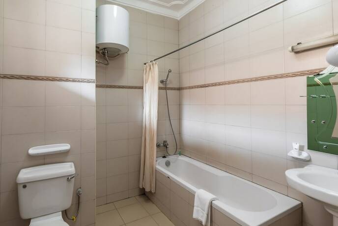 Imagen general del Hotel ENTEBBE TRAVELLER\'S HOTEL. Foto 6