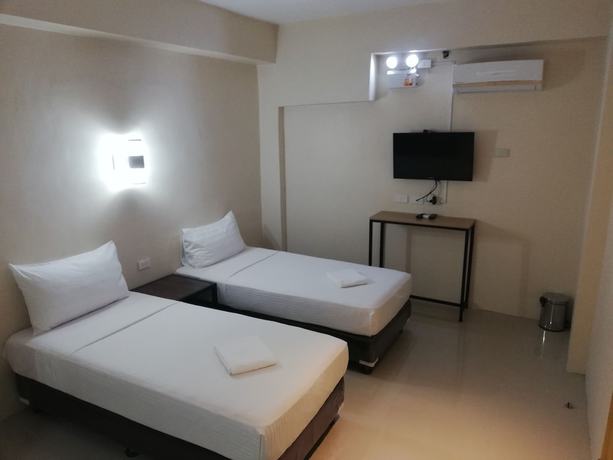 Imagen de la habitación del Hotel EON Centennial Express. Foto 5