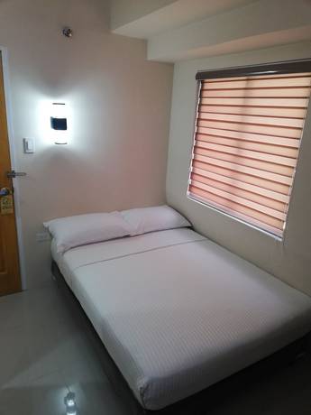 Imagen de la habitación del Hotel EON Centennial Express. Foto 12