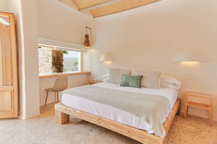 Imagen de la habitación del Hotel EQUILICU&Aacute;. Foto 5