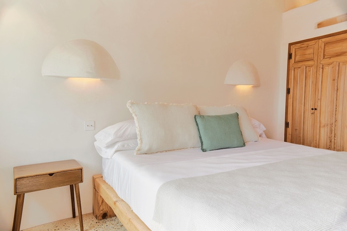 Imagen de la habitación del Hotel EQUILICU&Aacute;. Foto 8