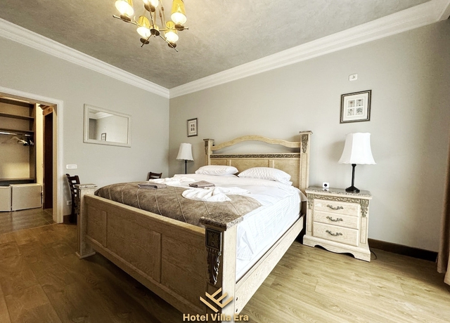 Imagen de la habitación del Hotel ERA. Foto 6