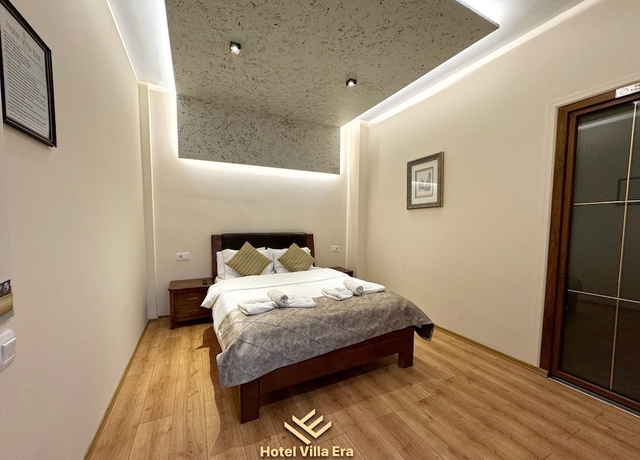 Imagen de la habitación del Hotel ERA. Foto 8