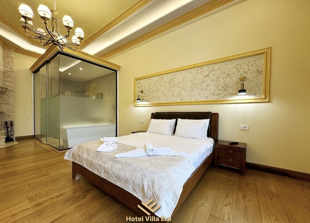 Imagen de la habitación del Hotel ERA. Foto 13