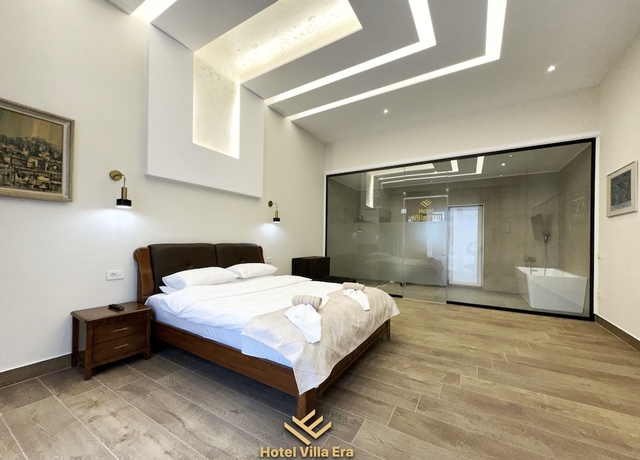 Imagen de la habitación del Hotel ERA. Foto 14