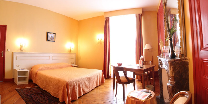 Imagen de la habitación del Hotel ERMITAGE BOUQUET. Foto 7