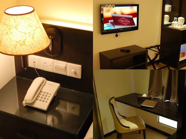 Imagen de la habitación del Hotel E-Red Cosmo. Foto 15