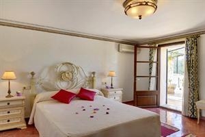 Imagen de la habitación del Hotel ES JARDI. Foto 3