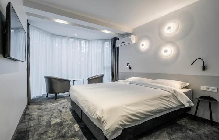 Imagen de la habitación del Hotel ESE. Foto 9
