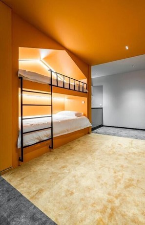 Imagen de la habitación del Hotel ESE. Foto 19