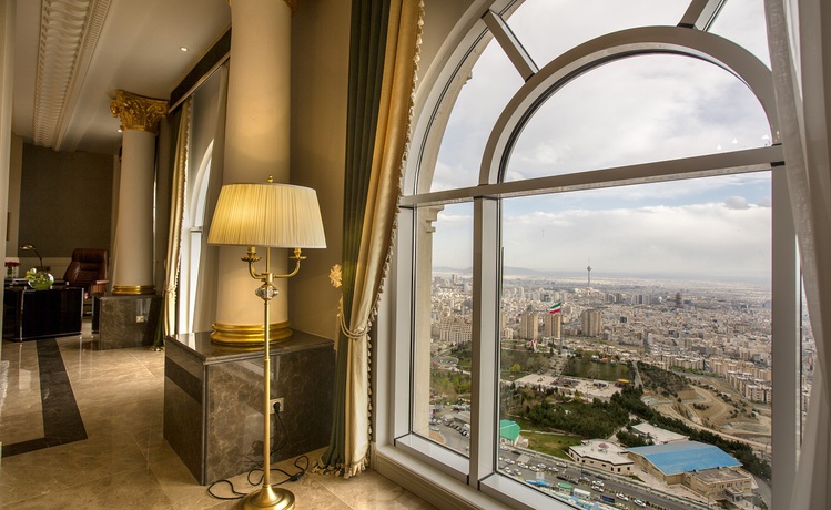 Imagen de la habitación del Hotel ESPINAS PALACE. Foto 15