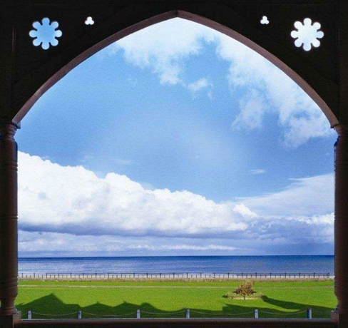 Imagen de los exteriores del Hotel ESPLANADE, Bray. Foto 10