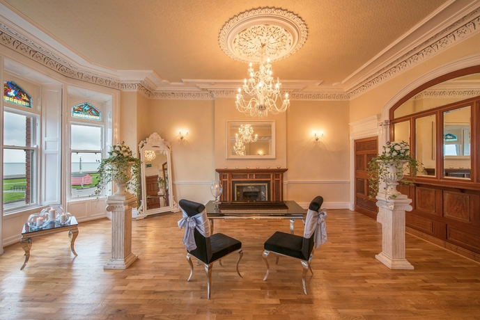 Imagen de los interiores del Hotel ESPLANADE, Bray. Foto 16