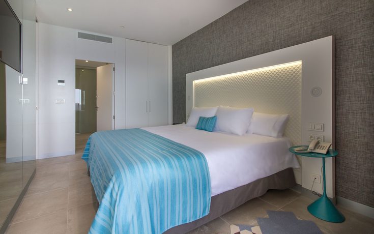 Imagen de la habitación del Hotel ESTIMAR Calpe Suitopia. Foto 5