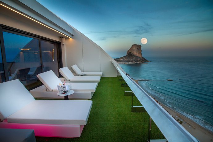 Imagen de los exteriores del Hotel ESTIMAR Calpe Suitopia. Foto 8