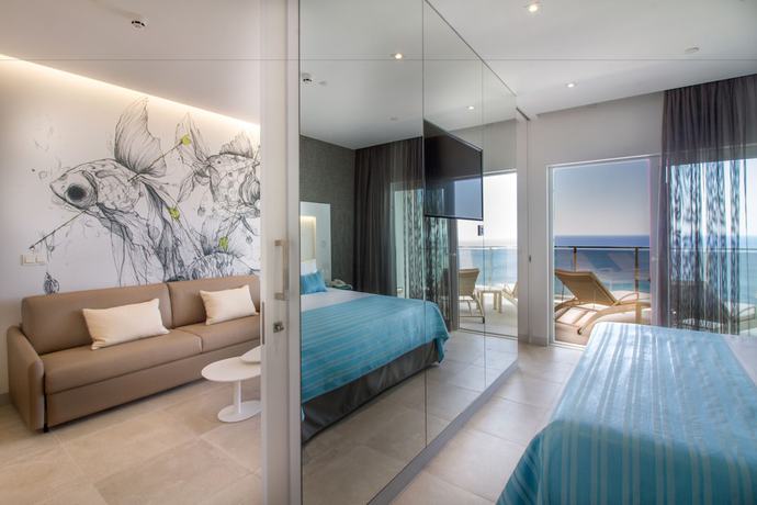 Imagen de la habitación del Hotel ESTIMAR Calpe Suitopia. Foto 7