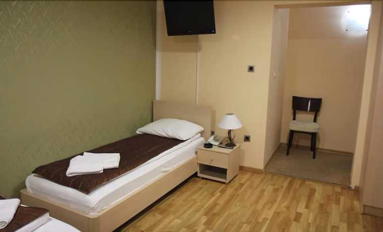 Imagen de la habitación del Hotel ETN. Foto 5