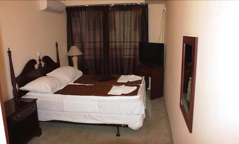 Imagen de la habitación del Hotel ETN. Foto 10