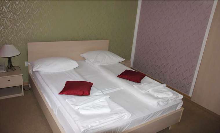 Imagen de la habitación del Hotel ETN. Foto 19