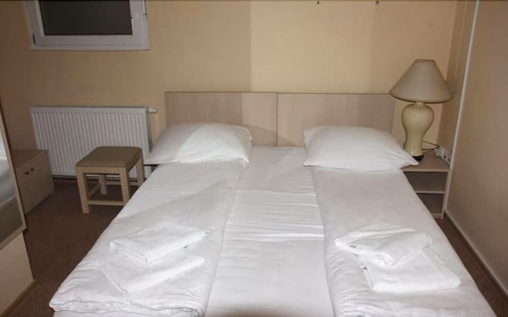 Imagen de la habitación del Hotel ETN. Foto 20