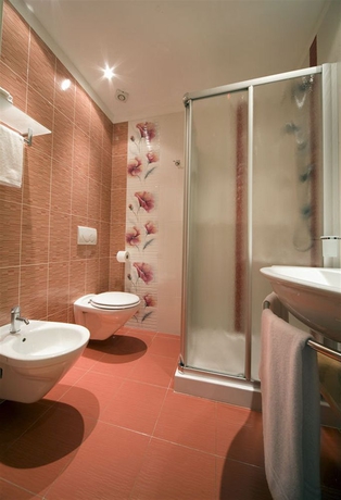 Imagen de la habitación del Hotel EUR. Foto 2
