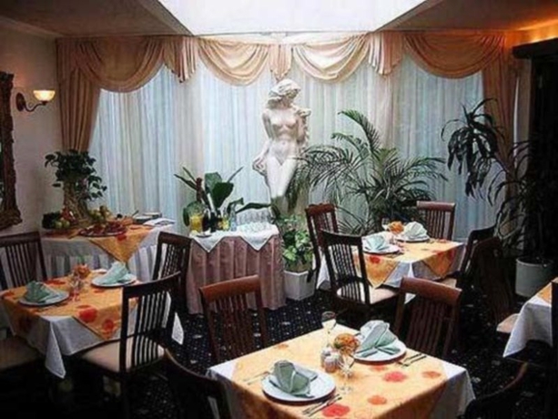 Imagen general del Hotel EUROAGENTUR HOTEL VANICEK. Foto 2