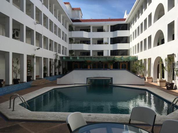 Imagen de la piscina del Hotel EUROHOTEL, Ciudad del Carmen. Foto 6