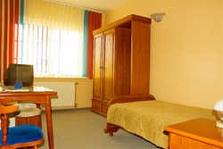 Imagen de la habitación del Hotel EUROPA 2000. Foto 3