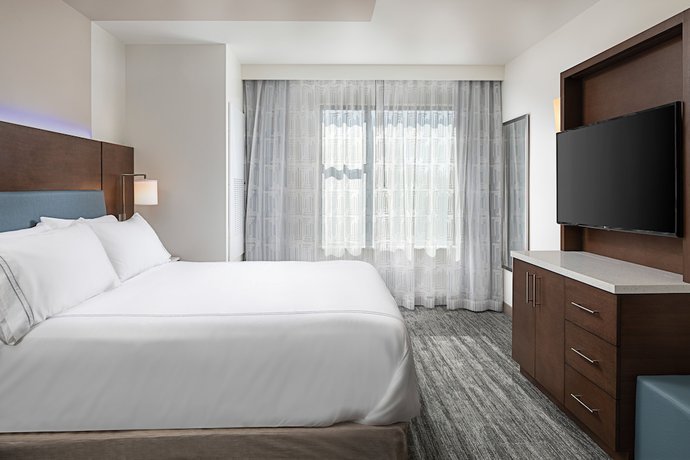 Imagen de la habitación del Hotel EVEN Alpharetta - Avalon Area, an IHG. Foto 2