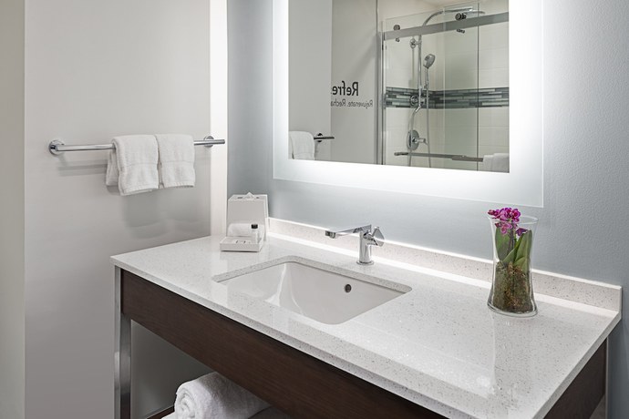 Imagen de la habitación del Hotel EVEN Alpharetta - Avalon Area, an IHG. Foto 5