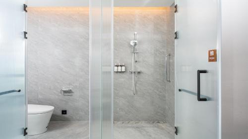 Imagen de la habitación del Hotel EVEN Yinchuan Yuehai, an IHG. Foto 14
