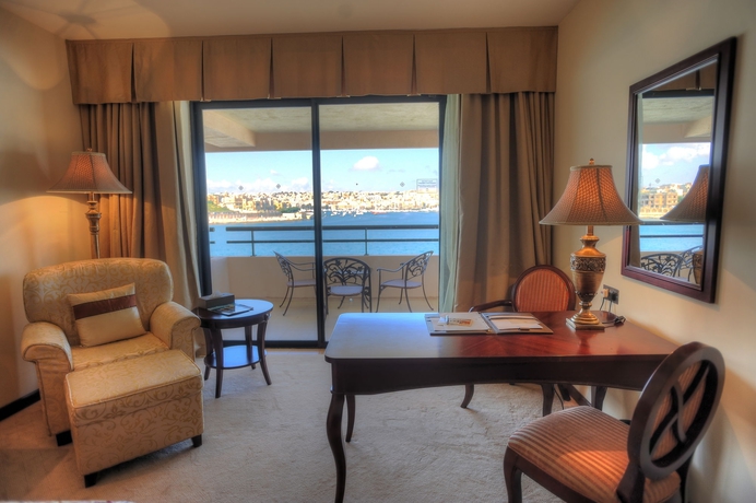 Imagen de los interiores del Hotel EXCELSIOR GRAND. Foto 3