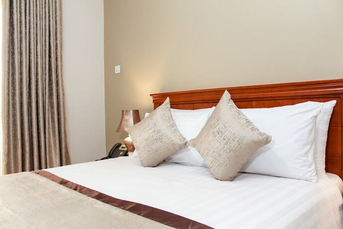 Imagen general del Hotel EXCELSIS GARDEN HOTEL. Foto 3