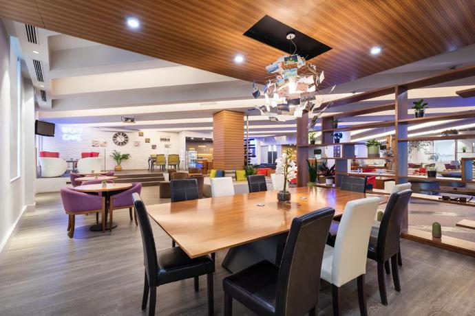 Imagen de los interiores del Hotel EXE Coru&ntilde;a. Foto 14