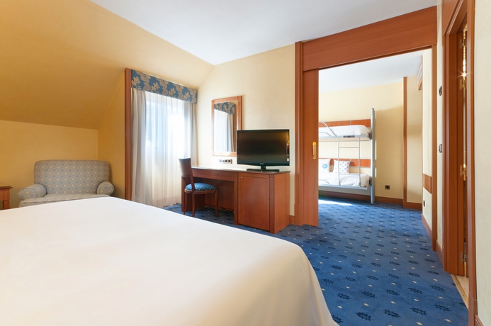 Imagen de la habitación del Hotel EXE Coruña. Foto 5