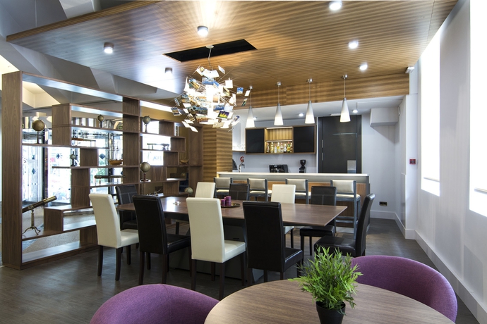 Imagen del bar/restaurante del Hotel EXE Coruña. Foto 4