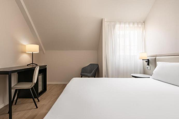 Imagen de la habitación del Hotel EXE Coru&ntilde;a. Foto 10