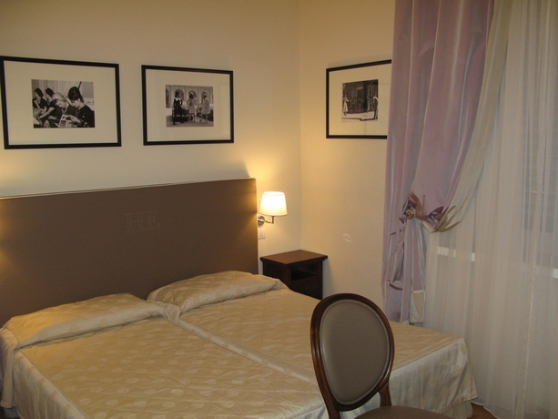 Imagen de la habitación del Hotel EXECUTIVE FLORENCE. Foto 8