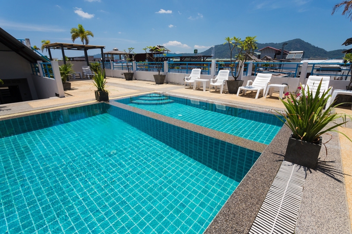 Imagen de la piscina del Hotel EX-IT Inn. Foto 13