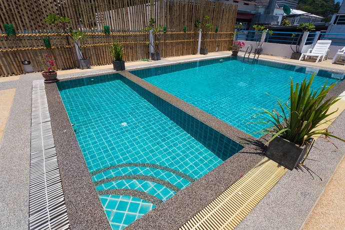 Imagen de la piscina del Hotel EX-IT Inn. Foto 15