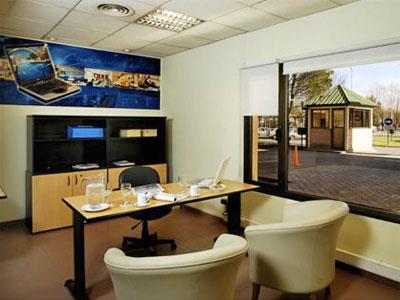 Imagen de los exteriores del Hotel EXPRESS RINCON. Foto 12