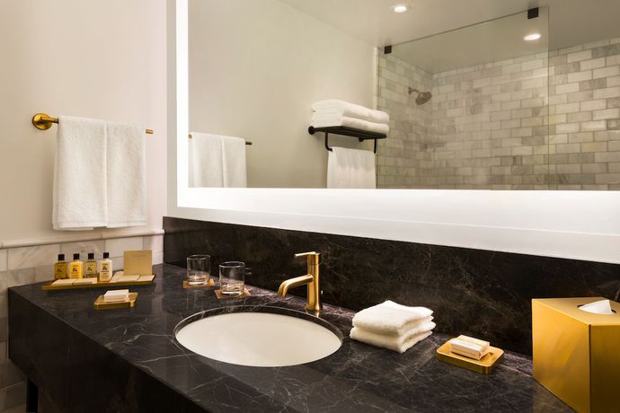 Imagen de la habitación del Hotel EXchange Vancouver. Foto 13