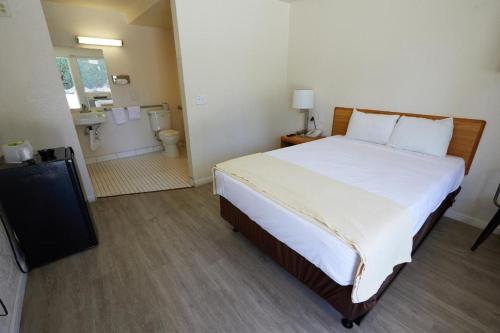 Imagen de la habitación del Hotel EZ 8 Motel San Jose I. Foto 4